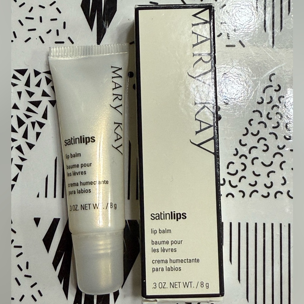 NIB MaryKay Satin Lips Balm